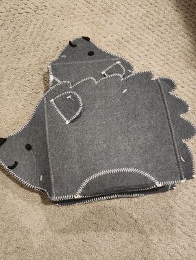 NEW Parent's Choice 2 Piece Hedgehog Felt Baby Room Storage Organizer Dark Gray